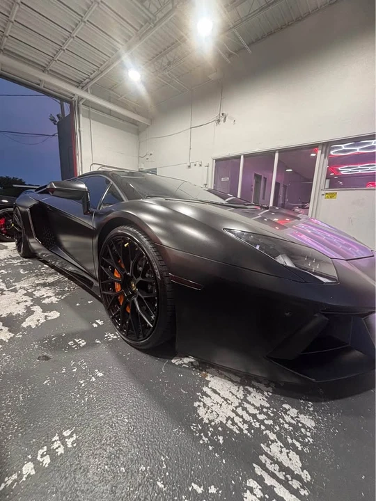 2015 Lamborghini Aventador LP700-4 - Image 3 of 4