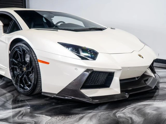 2015 Lamborghini Aventador LP700-4 - Image 5 of 21