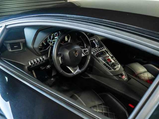 2015 Lamborghini Aventador LP700-4 - Image 21 of 21
