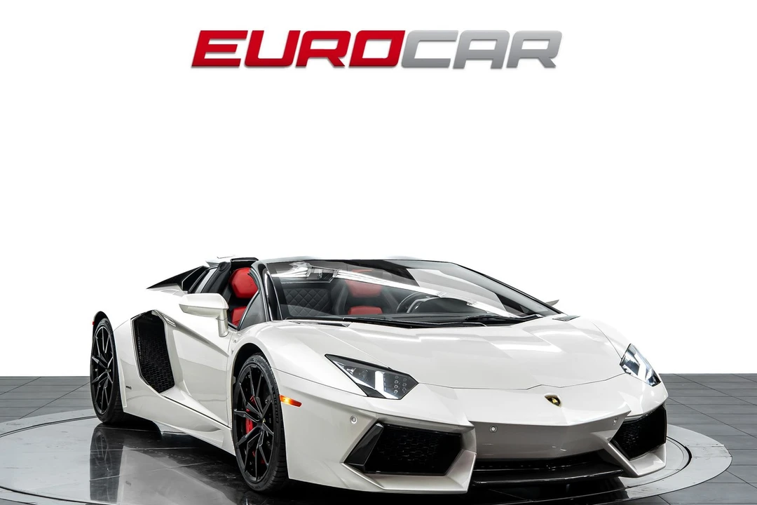 2015 Lamborghini Aventador LP700-4 - Image 9 of 31