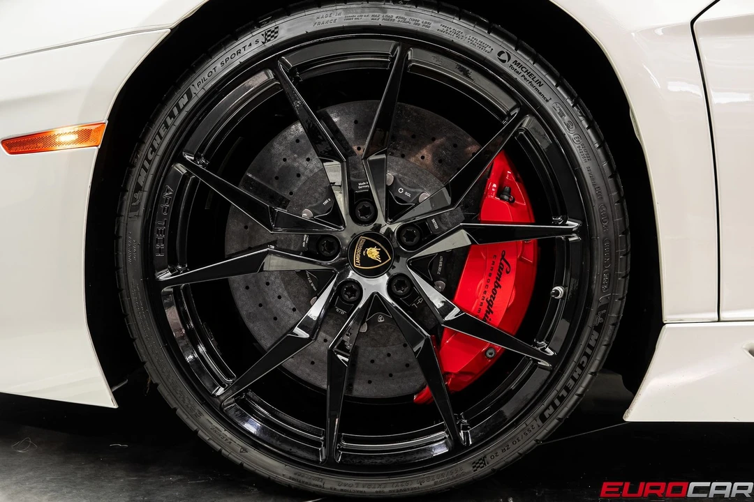 2015 Lamborghini Aventador LP700-4 - Image 31 of 31