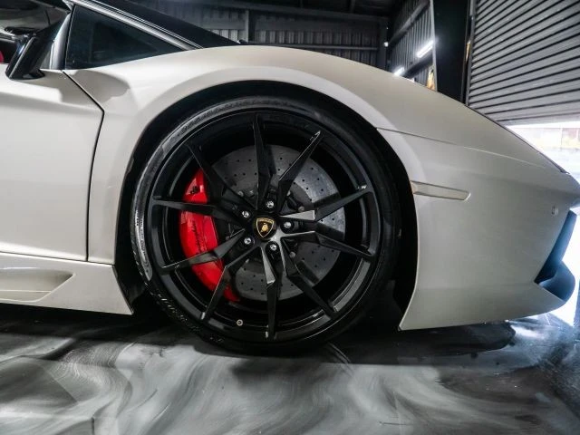 2015 Lamborghini Aventador LP700-4 - Image 21 of 21