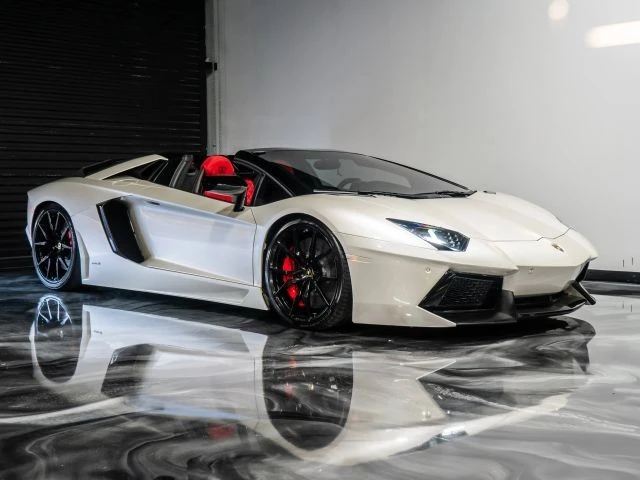2015 Lamborghini Aventador LP700-4 - Image 5 of 21