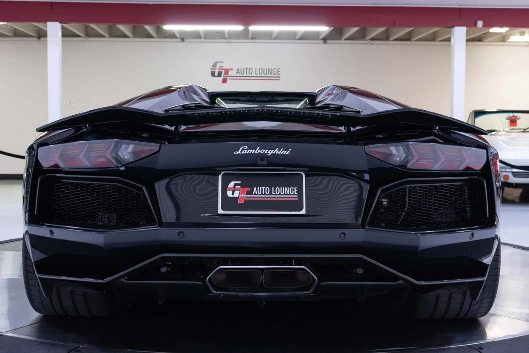 2015 Lamborghini Aventador LP700-4 - Image 19 of 31