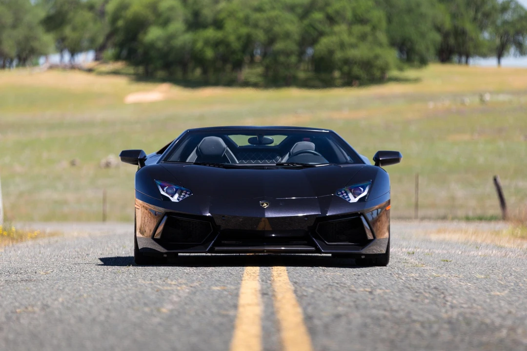 2015 Lamborghini Aventador LP700-4 - Image 3 of 31