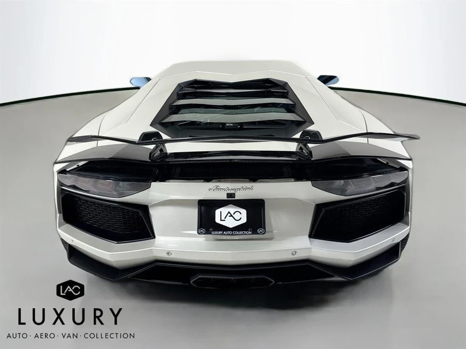 2015 Lamborghini Aventador LP700-4 - Image 5 of 12