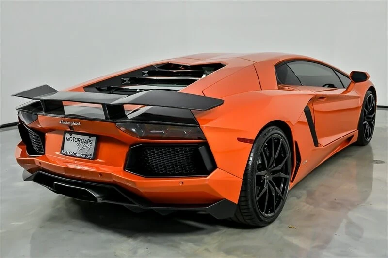2015 Lamborghini Aventador LP700-4 - Image 12 of 21