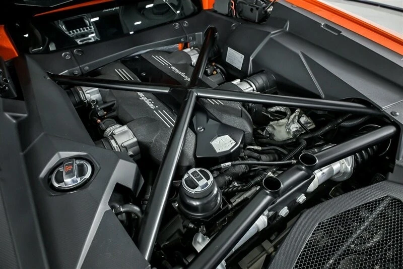 2015 Lamborghini Aventador LP700-4 - Image 20 of 21