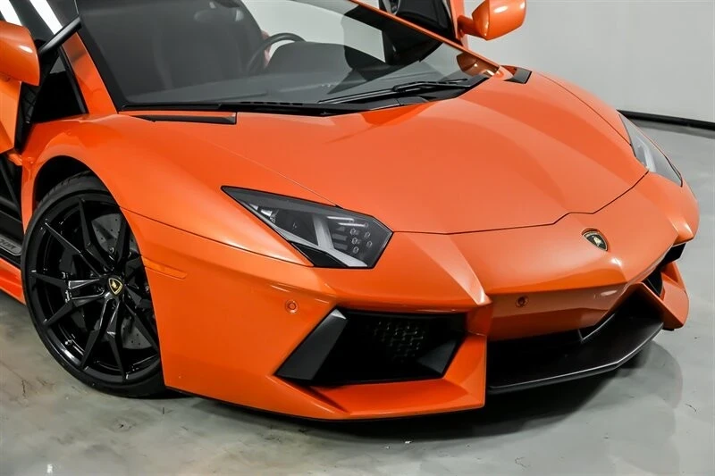 2015 Lamborghini Aventador LP700-4 - Image 3 of 21