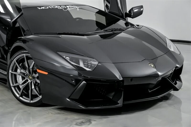 2015 Lamborghini Aventador LP700-4 - Image 3 of 12