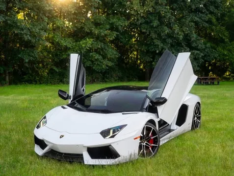 2015 Lamborghini Aventador LP 700-4
