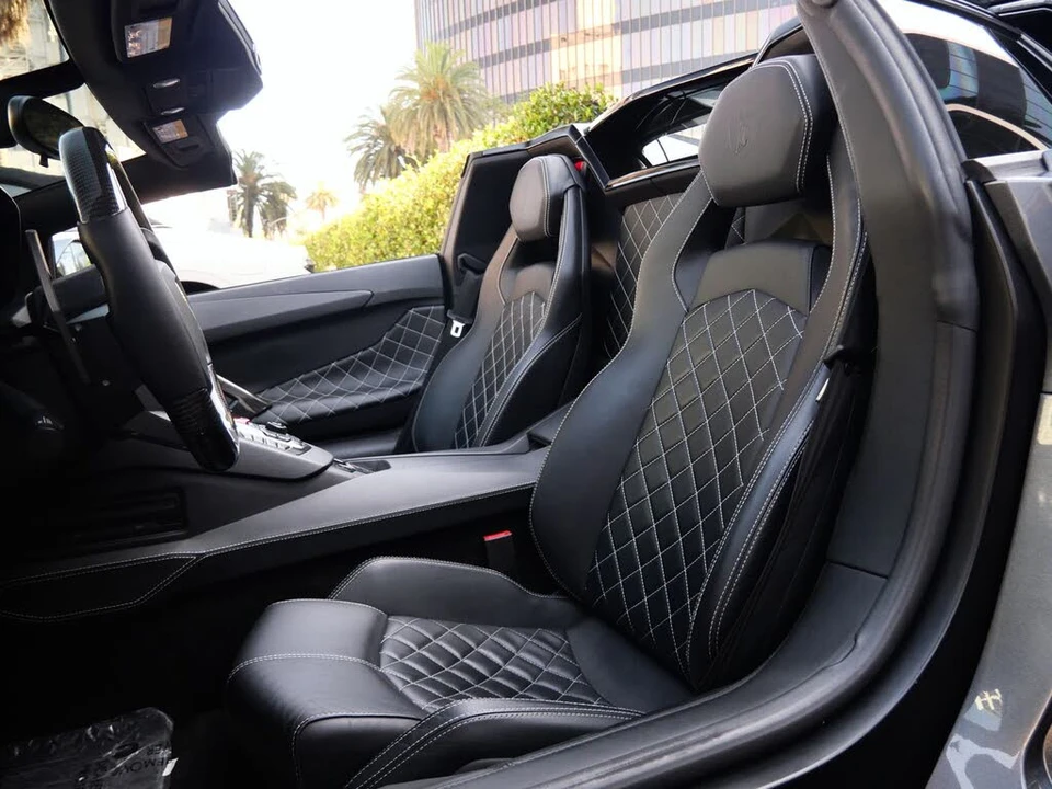 2015 Lamborghini Aventador LP700-4 - Image 6 of 29