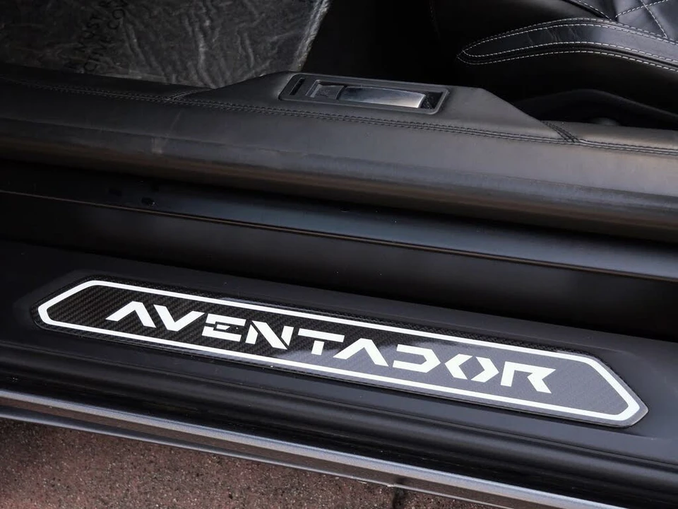 2015 Lamborghini Aventador LP700-4 - Image 23 of 29
