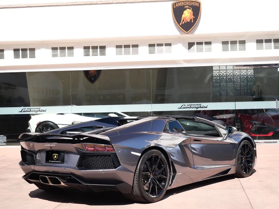 2015 Lamborghini Aventador LP700-4 - Image 3 of 29