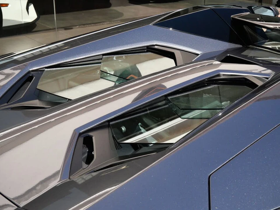 2015 Lamborghini Aventador LP700-4 - Image 15 of 29