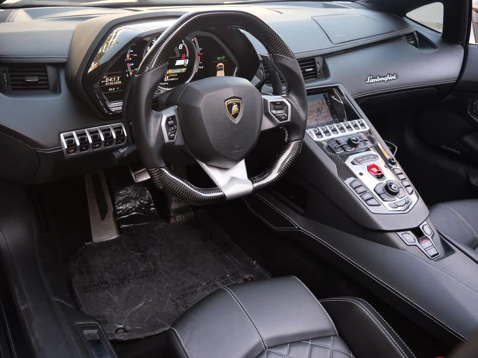 2015 Lamborghini Aventador LP700-4 - Image 19 of 29