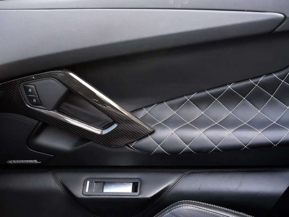 2015 Lamborghini Aventador LP700-4 - Image 22 of 29