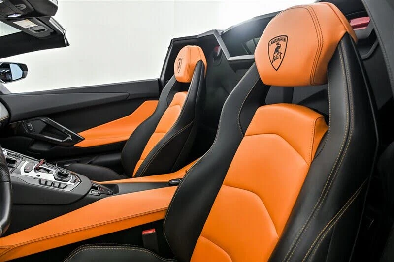 2015 Lamborghini Aventador LP700-4 - Image 21 of 31