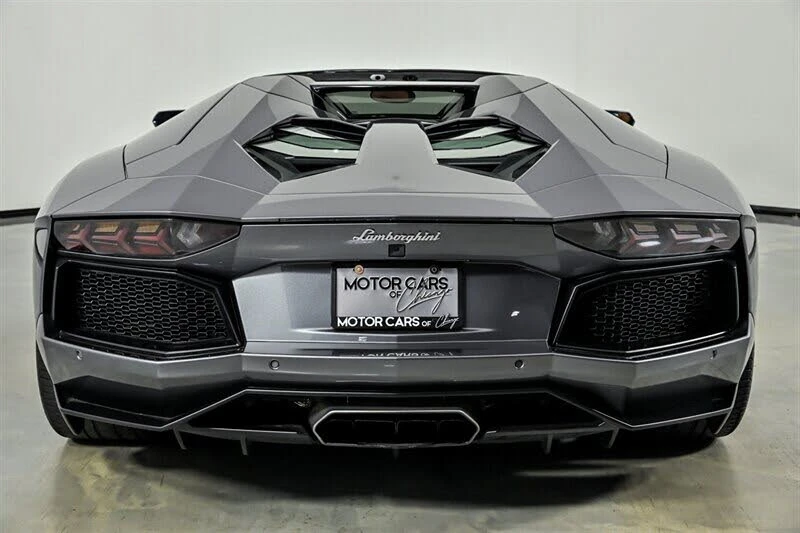 2015 Lamborghini Aventador LP700-4 - Image 8 of 31