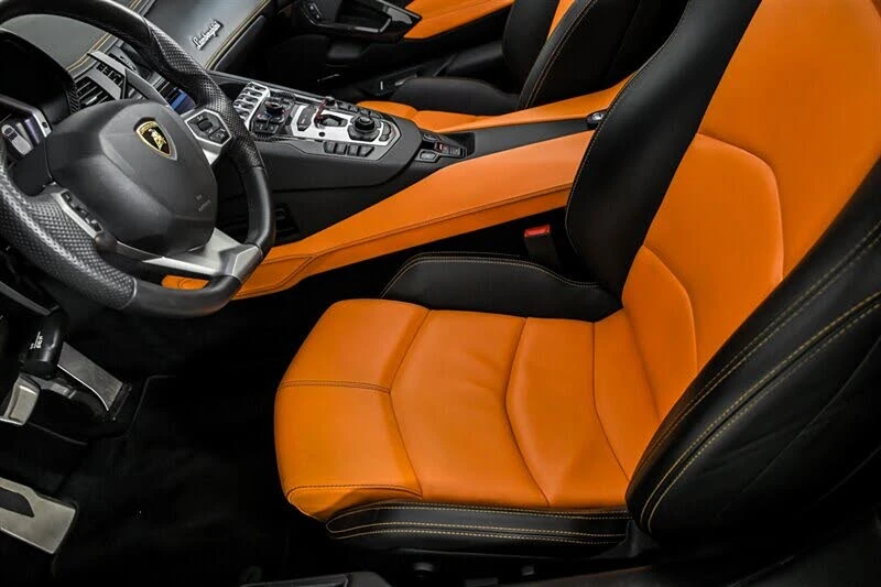 2015 Lamborghini Aventador LP700-4 - Image 20 of 31