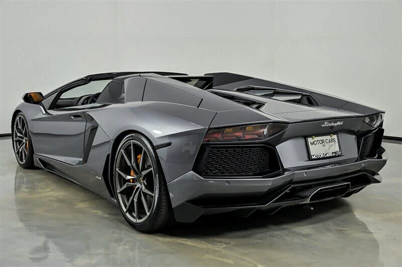 2015 Lamborghini Aventador LP700-4 - Image 7 of 31