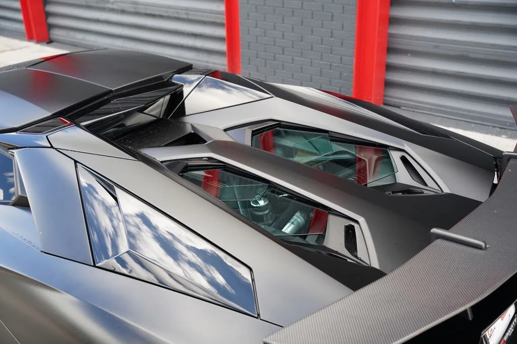 2015 Lamborghini Aventador LP700-4 - Image 12 of 31