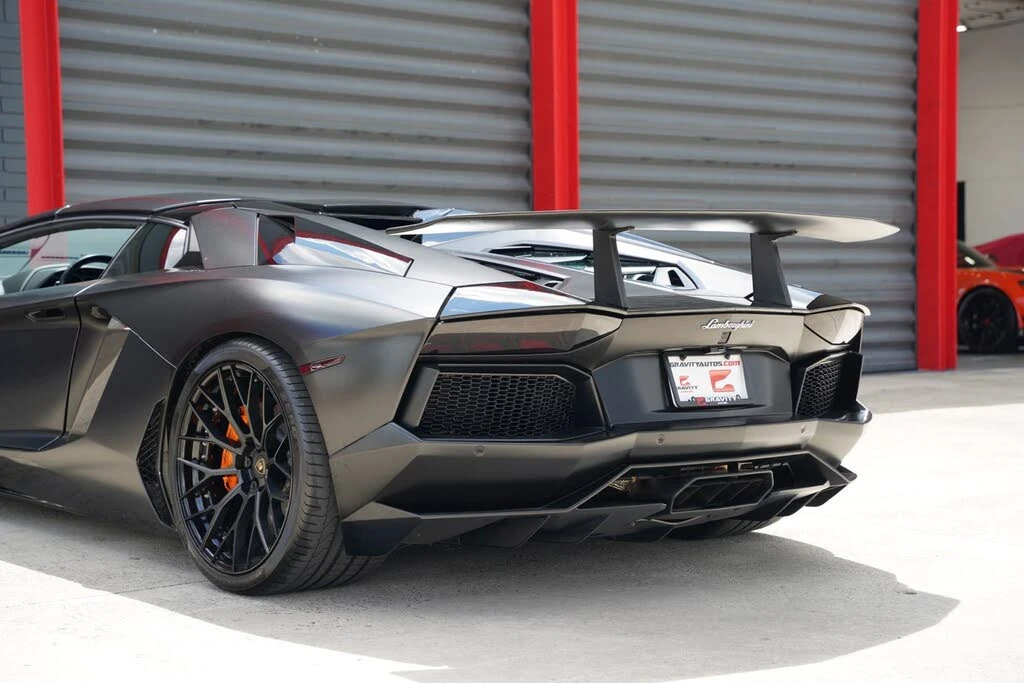 2015 Lamborghini Aventador LP700-4 - Image 20 of 31