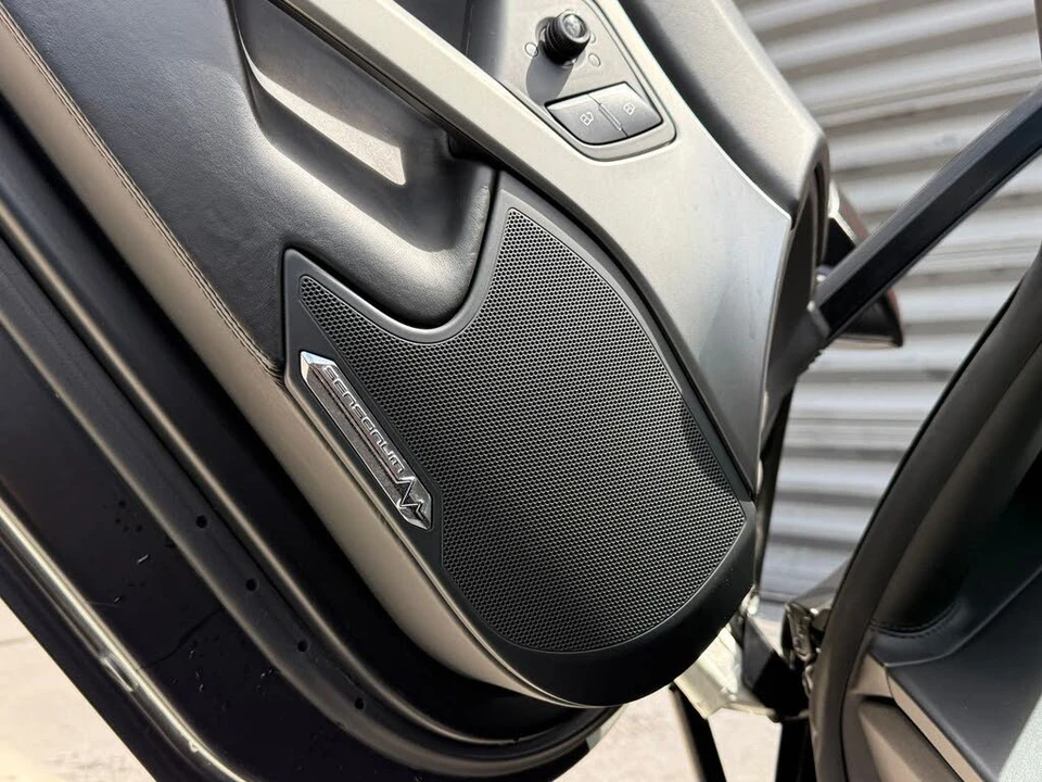 2015 Lamborghini Aventador LP700-4 - Image 31 of 31