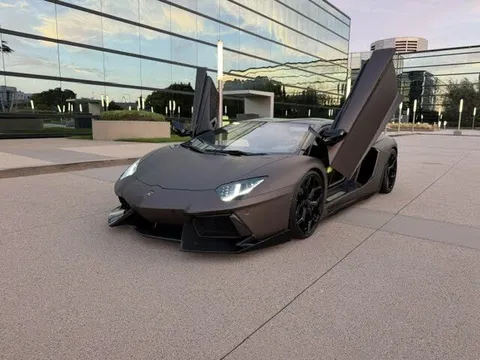 2015 Lamborghini Aventador LP 700-4