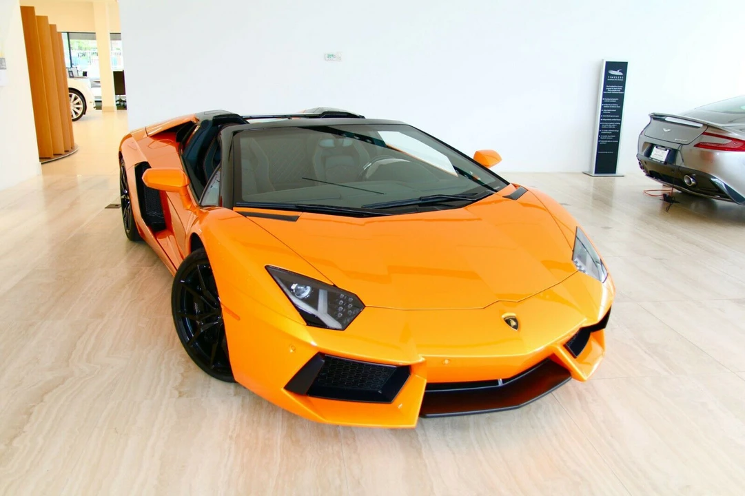 2015 Lamborghini Aventador LP700-4 - Image 3 of 18