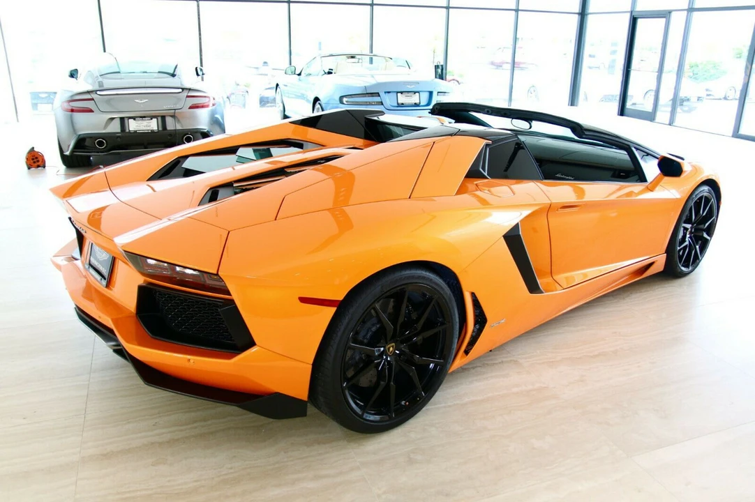 2015 Lamborghini Aventador LP700-4 - Image 5 of 18