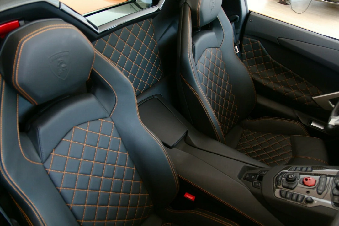 2015 Lamborghini Aventador LP700-4 - Image 12 of 18