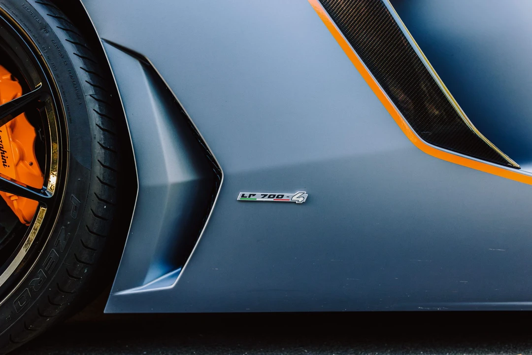 2015 Lamborghini Aventador LP700-4 - Image 31 of 31