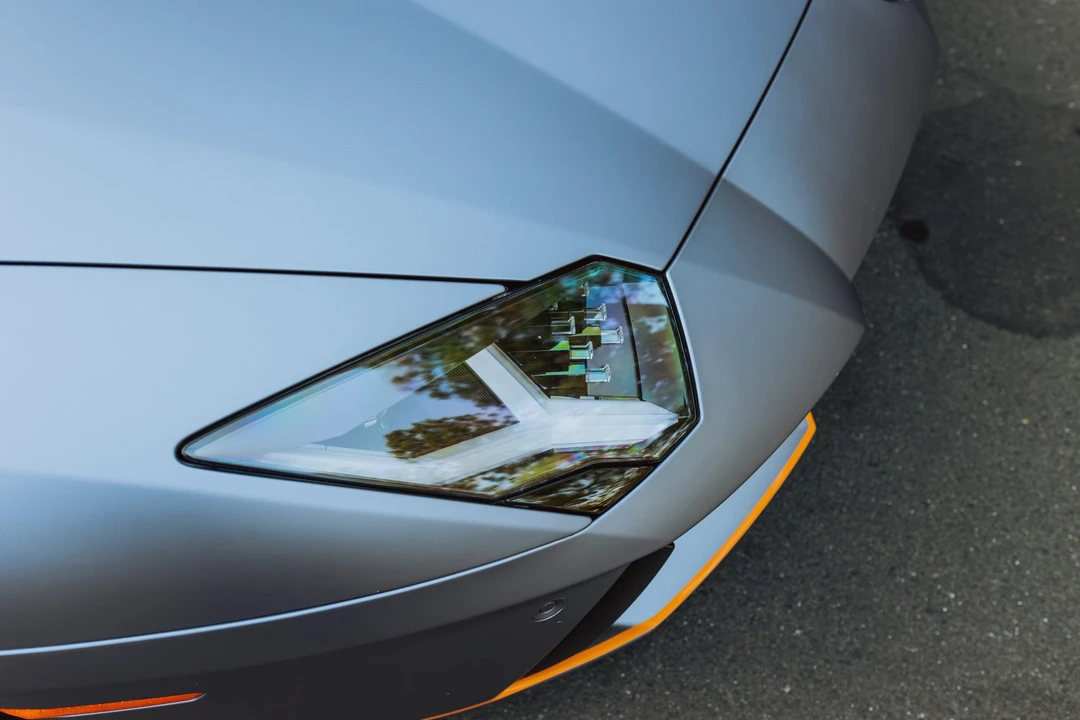 2015 Lamborghini Aventador LP700-4 - Image 19 of 31
