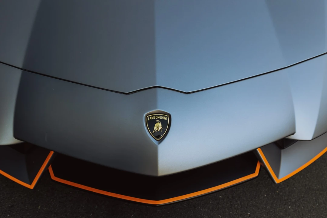2015 Lamborghini Aventador LP700-4 - Image 23 of 31