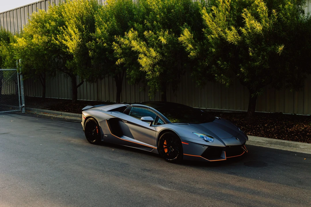 2015 Lamborghini Aventador LP700-4 - Image 11 of 31