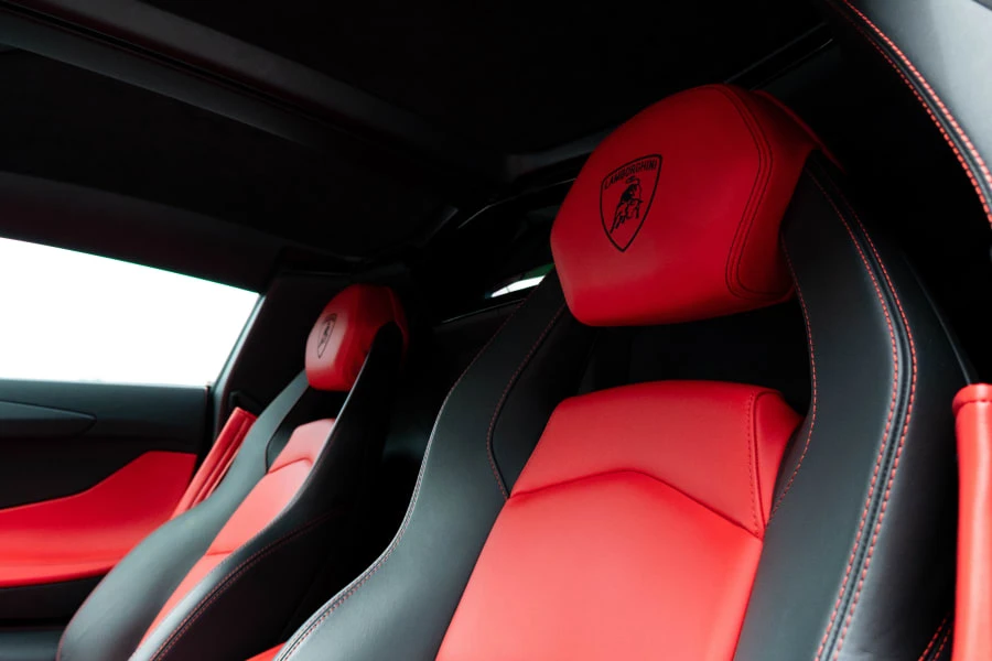 2015 Lamborghini Aventador LP700-4 - Image 22 of 31