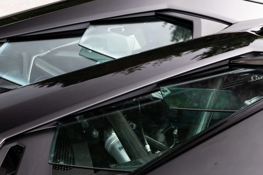 2015 Lamborghini Aventador LP700-4 - Image 24 of 31