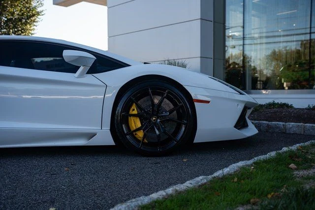 2015 Lamborghini Aventador LP700-4 - Image 20 of 21