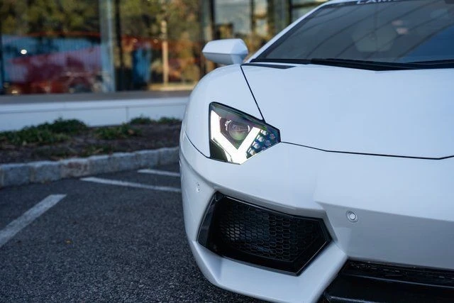 2015 Lamborghini Aventador LP700-4 - Image 8 of 21