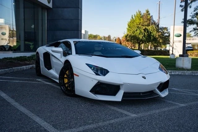2015 Lamborghini Aventador LP700-4 - Image 2 of 12