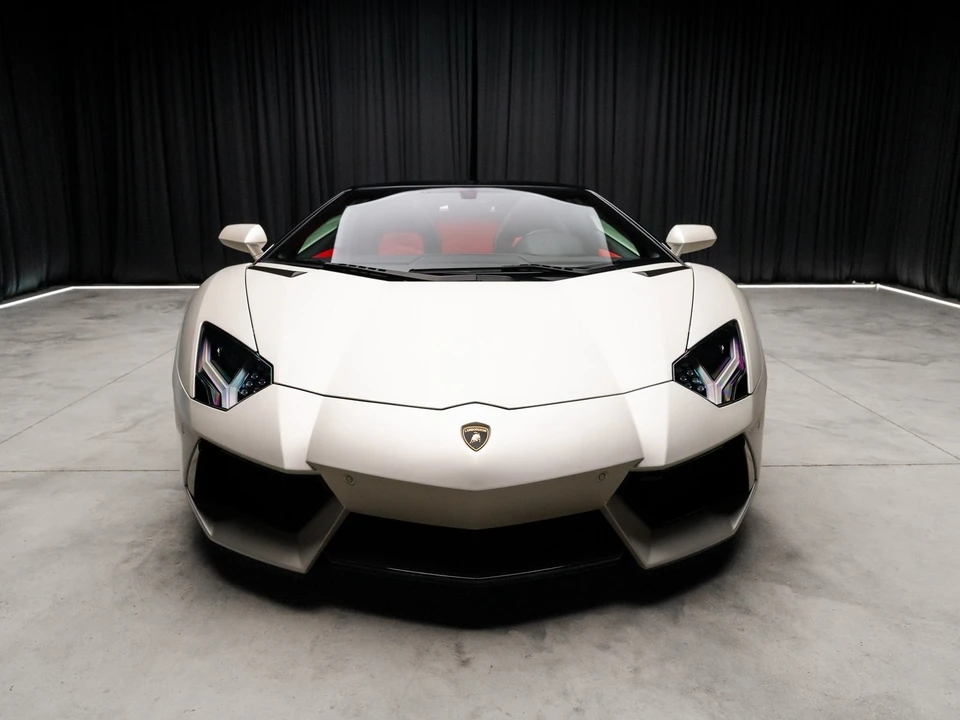 2015 Lamborghini Aventador LP700-4 - Image 12 of 12
