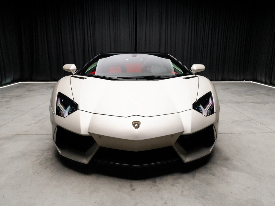 2015 Lamborghini Aventador LP700-4 - Image 12 of 12
