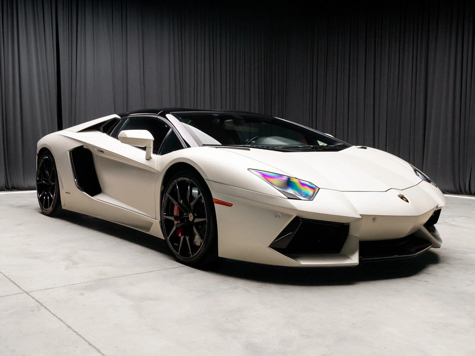 2015 Lamborghini Aventador LP700-4 - Image 20 of 21