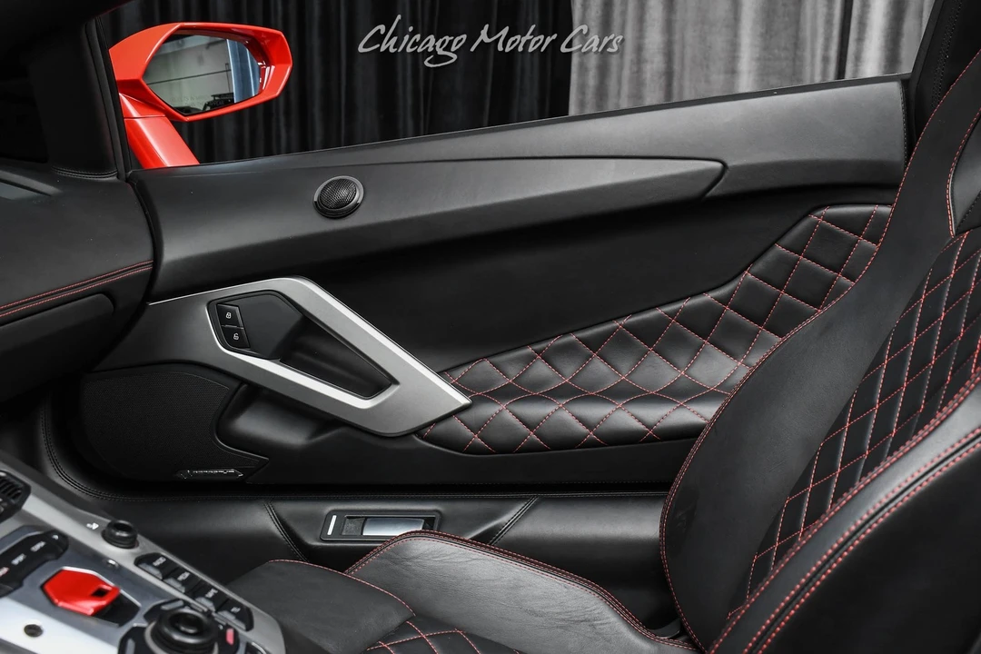 2015 Lamborghini Aventador LP700-4 Roadster - Image 23 of 31