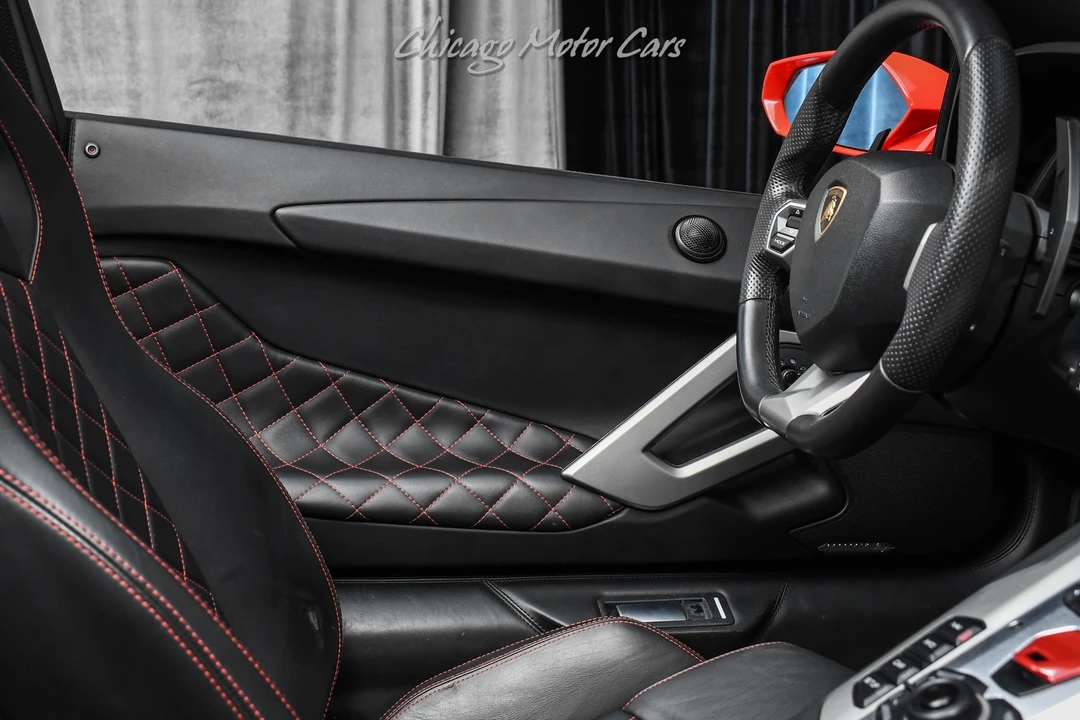2015 Lamborghini Aventador LP700-4 Roadster - Image 21 of 31