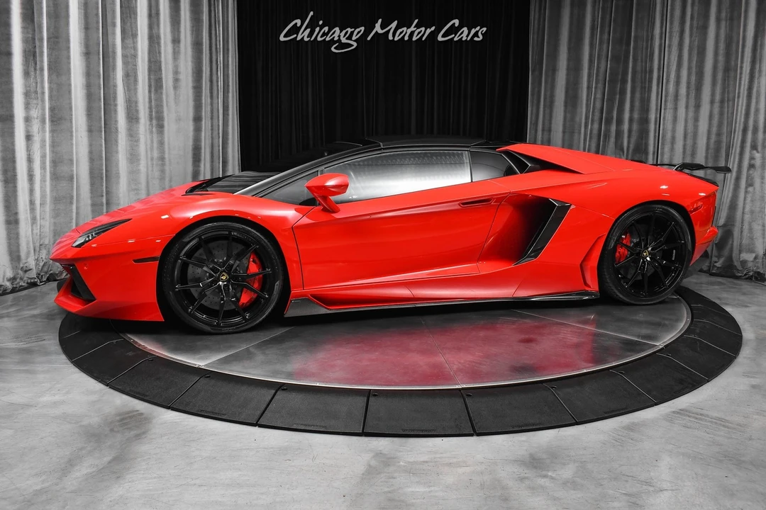 2015 Lamborghini Aventador LP700-4 Roadster - Image 28 of 31