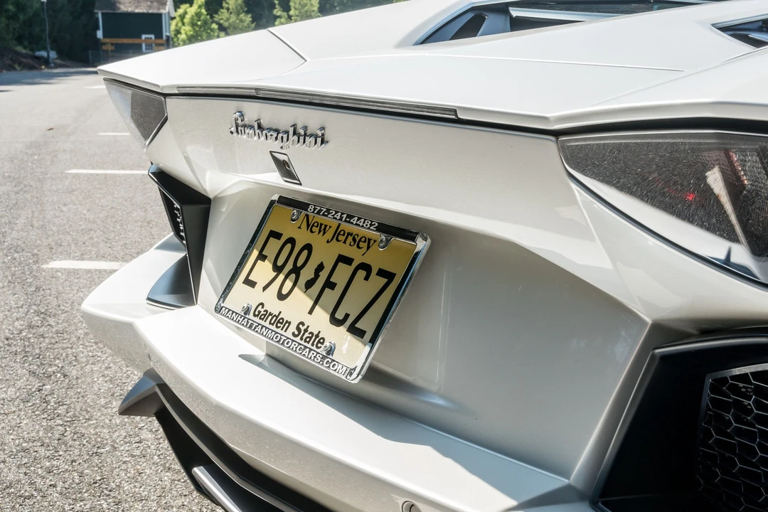 2015 Lamborghini Aventador LP700-4 - Image 29 of 31