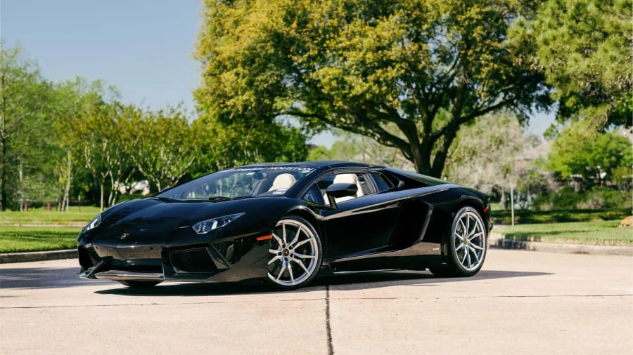 2015 Lamborghini Aventador LP700-4 - Image 12 of 12