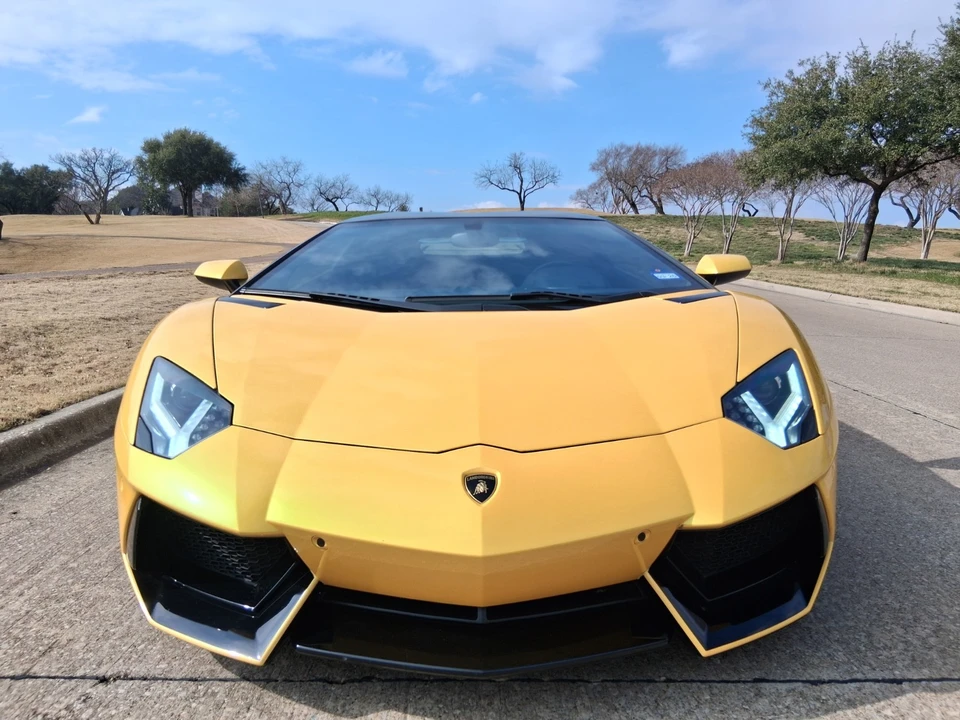 2015 Lamborghini Aventador LP700-4 - Image 3 of 21